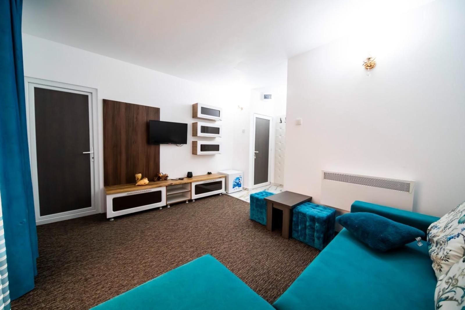 Danube Home Ostrovu Corbului Dış mekan fotoğraf